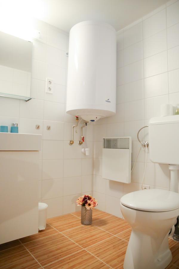 Macskako Apartman Eger Bagian luar foto