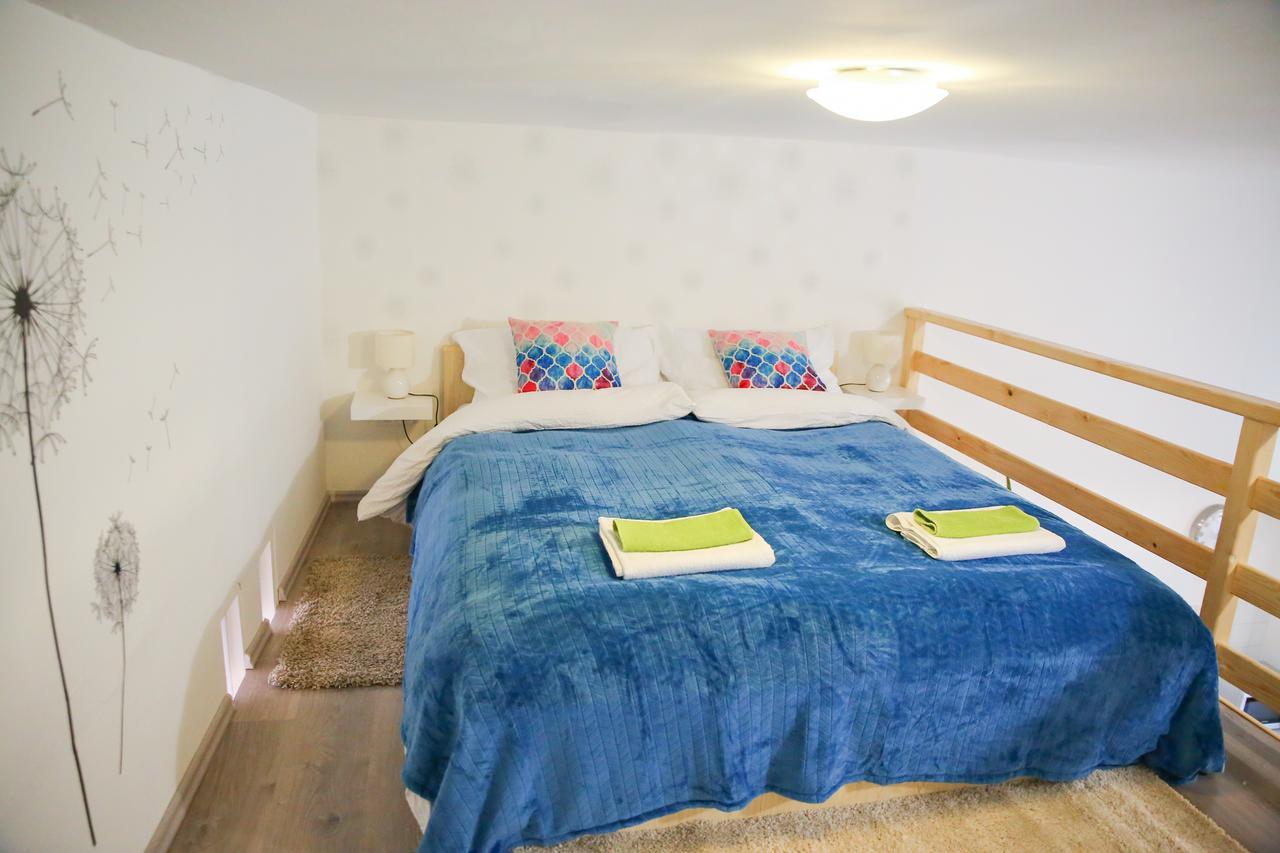 Macskako Apartman Eger Bagian luar foto